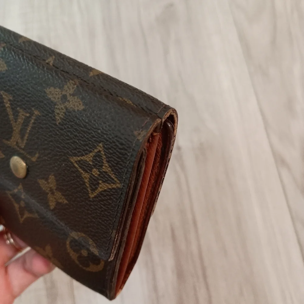 Louis Vuitton Monogram Portefeiulle Elise Trifold Wallet